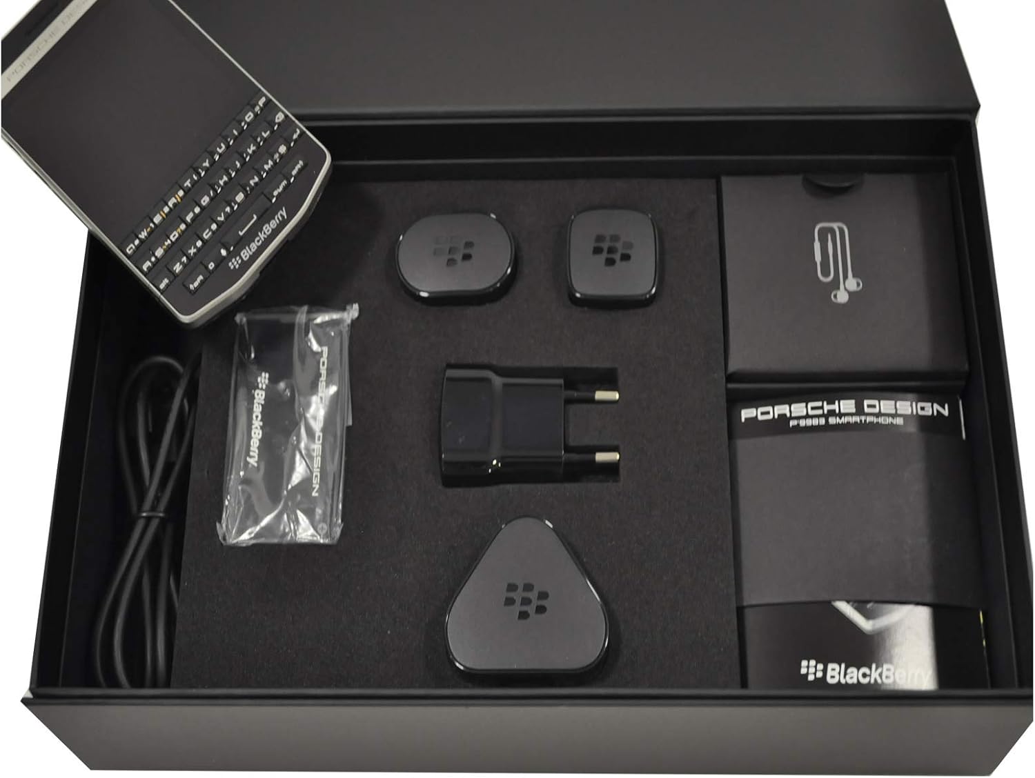 Blackberry Porsche Design - P9983