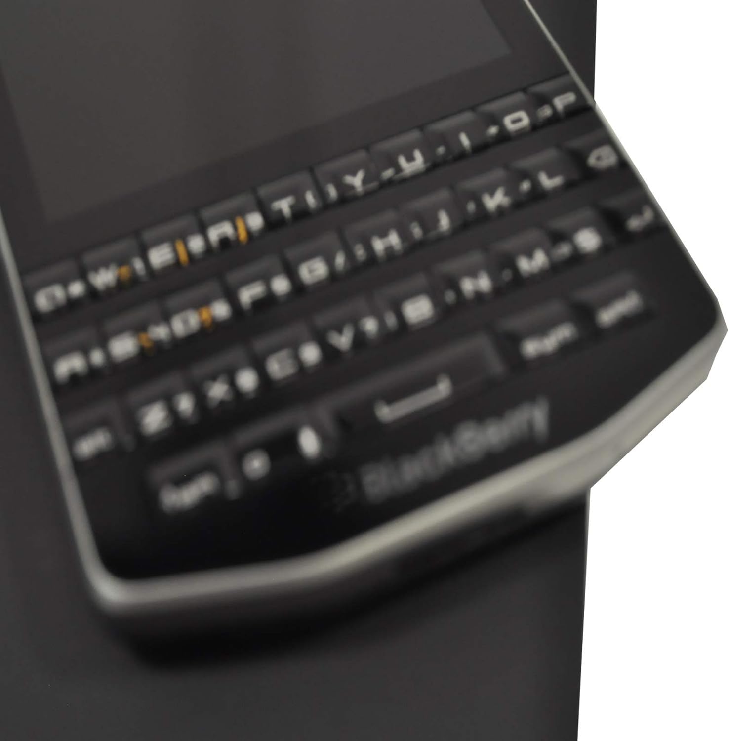 Blackberry Porsche Design - P9983