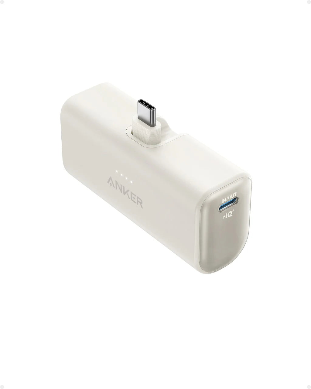 بطارية شحن متنقلة من أنكر 5,000 مللي أمبير مدمجة مع موصل USB-C قابل للطي، شحن سريع PD | أبيض