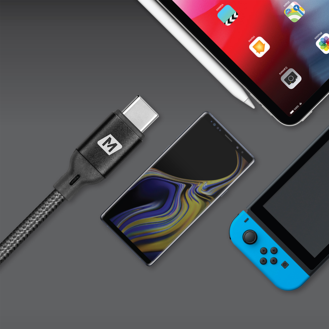Go Link كيبل من موماكس USB-C إلى USB-C بقوة 100 واط توصيل طاقة 3.0 بتقنية الشحن السريع نايلون مضفر 1.2 متر | أسود