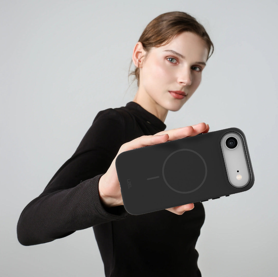 LZEL Magnexin Silicone Case for iPhone Air | Black