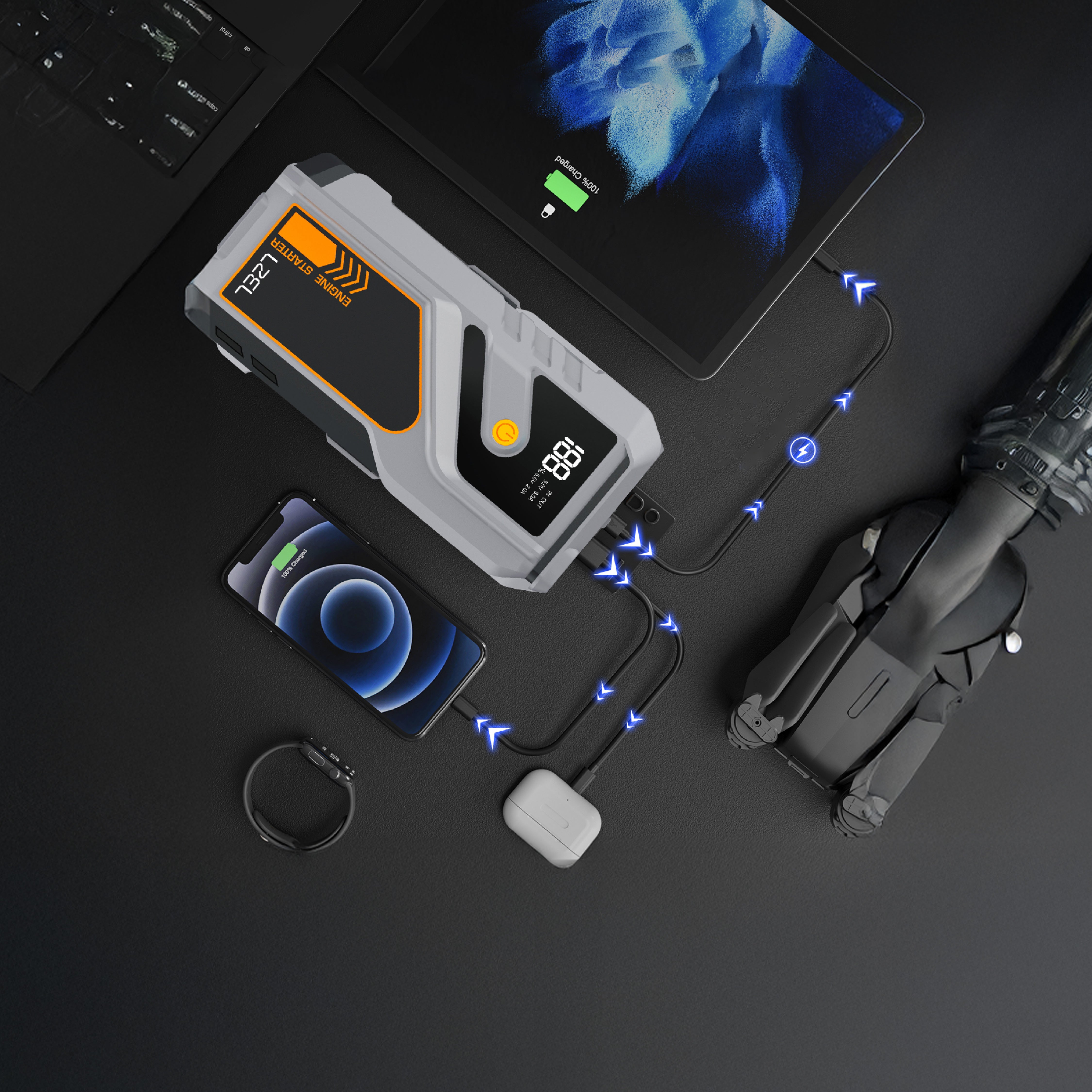 معزز لبطارية السيارة متعدد الوظائف من LZEL EnergizeIgnite Air 12000mAh 12V مع كشاف LED | رمادي/أسود