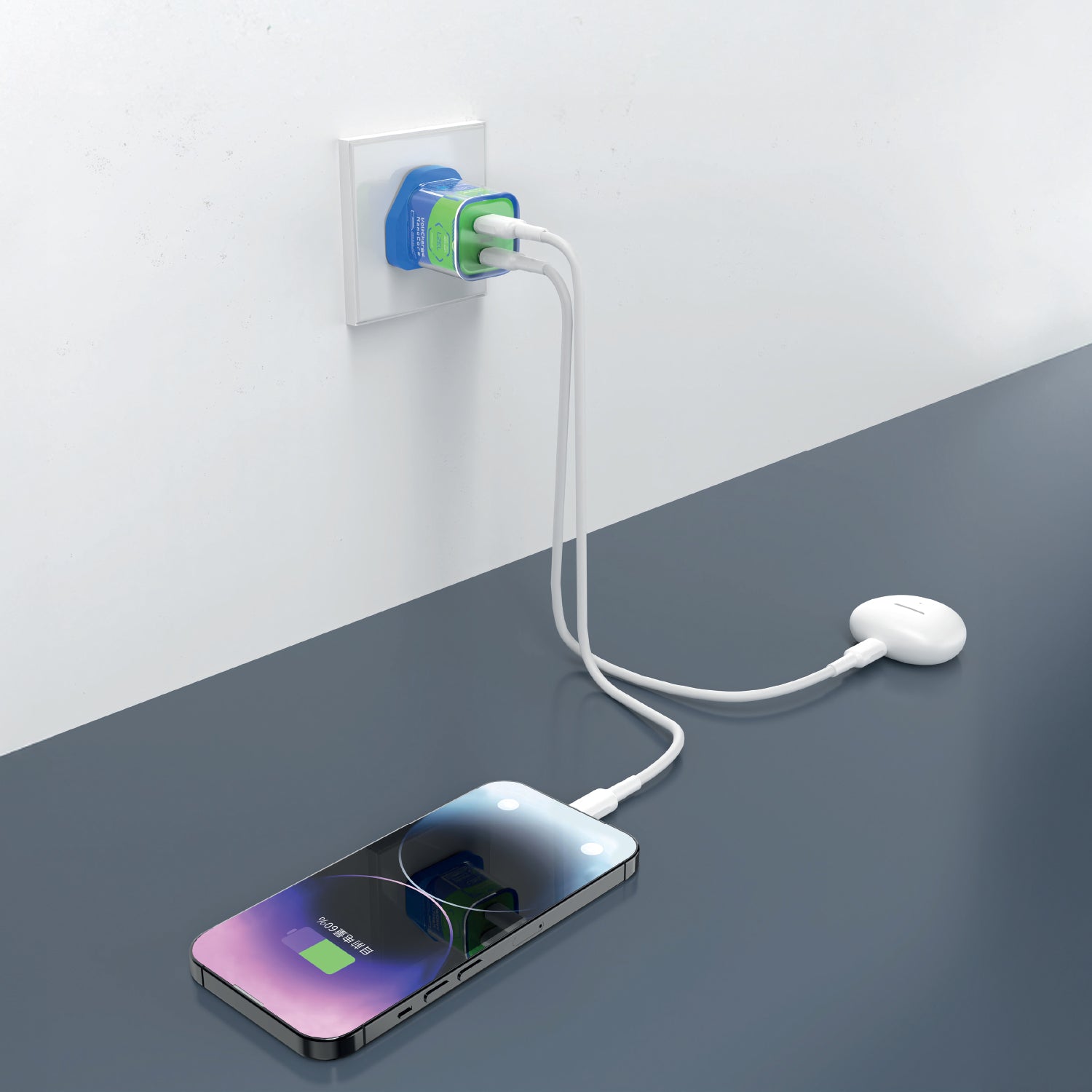 شاحن حائط VoltCharge NanoCore من ليزل شفاف GaN بقوة 30 واط سريع | أزرق/أخضر