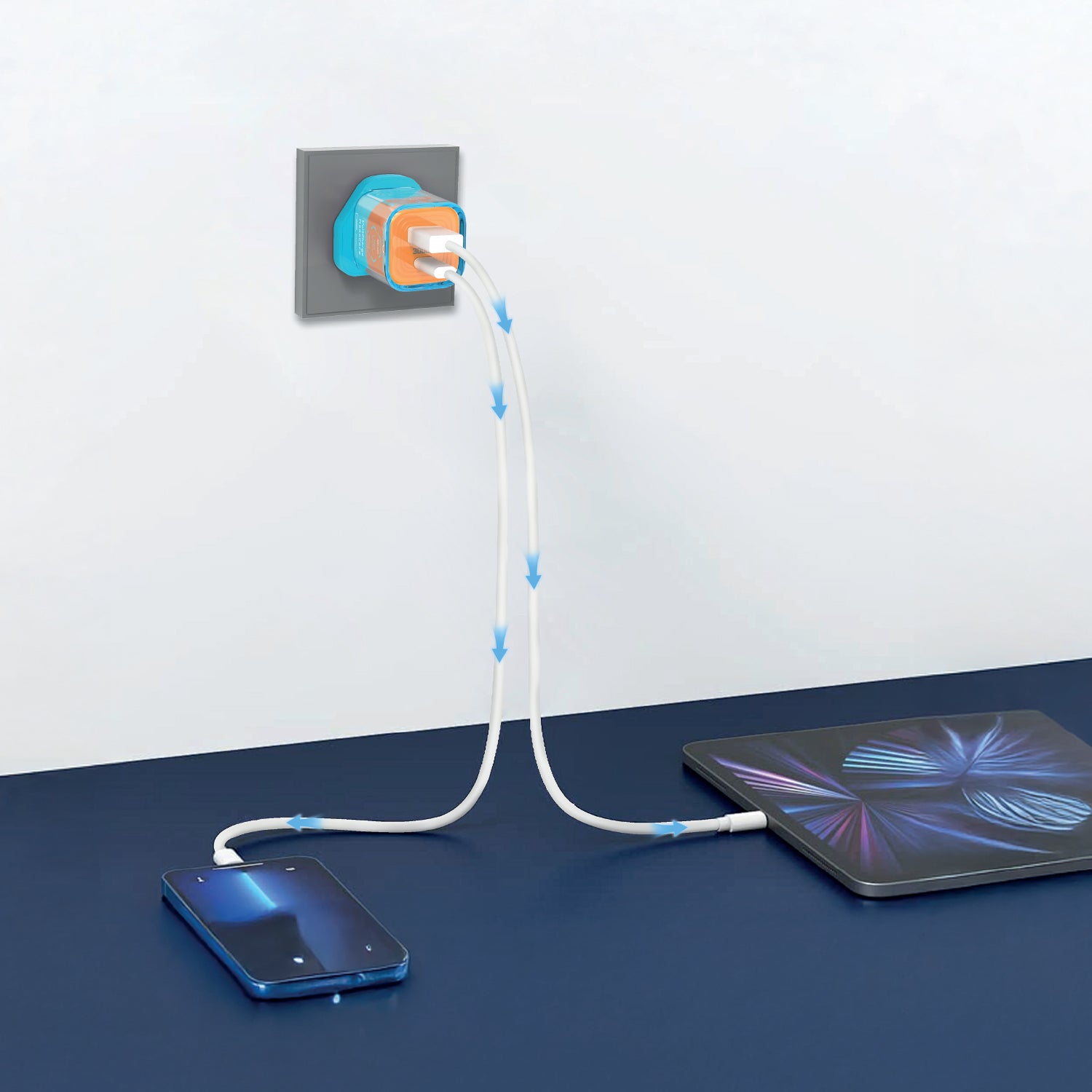شاحن حائط VoltCharge NanoCore من ليزل شفاف GaN بقوة 30 واط سريع | سماوي/برتقالي
