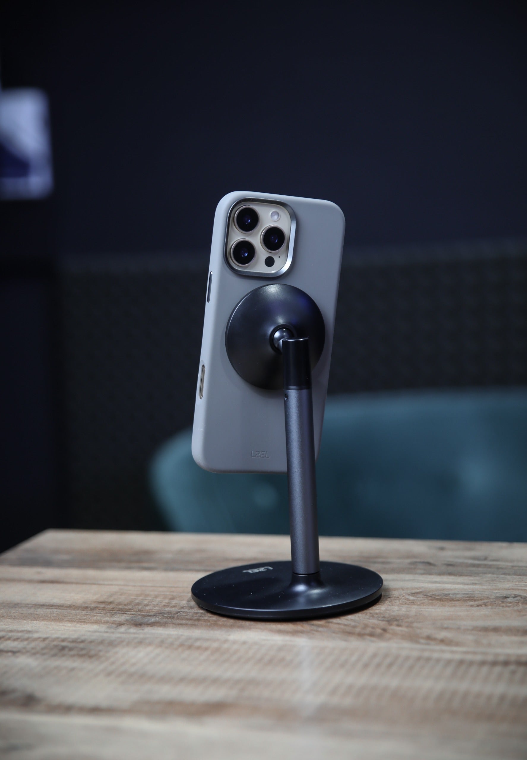 LZEL MagFusion Shield Magnetic Desktop Phone Stand | Black