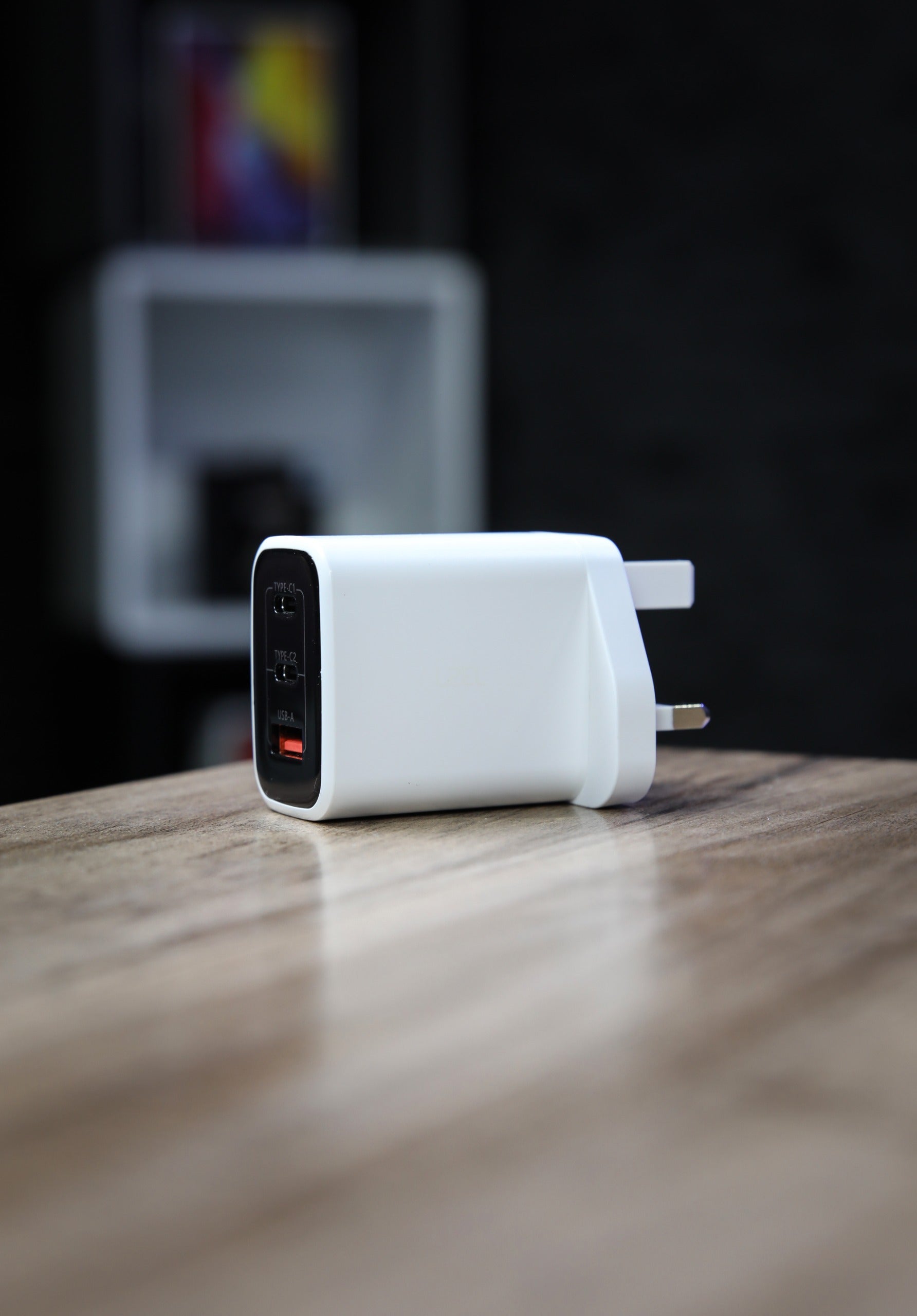 LZEL Voltixcharge 45W Duals Port USB-C Gan Wall Charger White