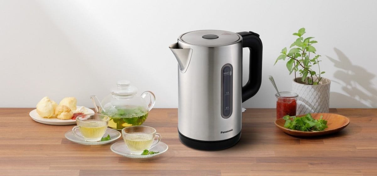 Panasonic Electric Kettle in a Stylish Stainless Steel Design 1.7L