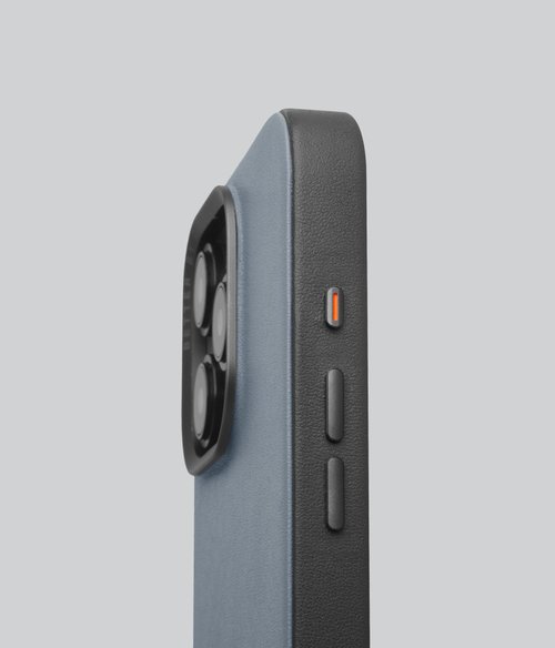 Uniq iPhone 15 Pro Lyden Leather Case Washed | Blue/Black