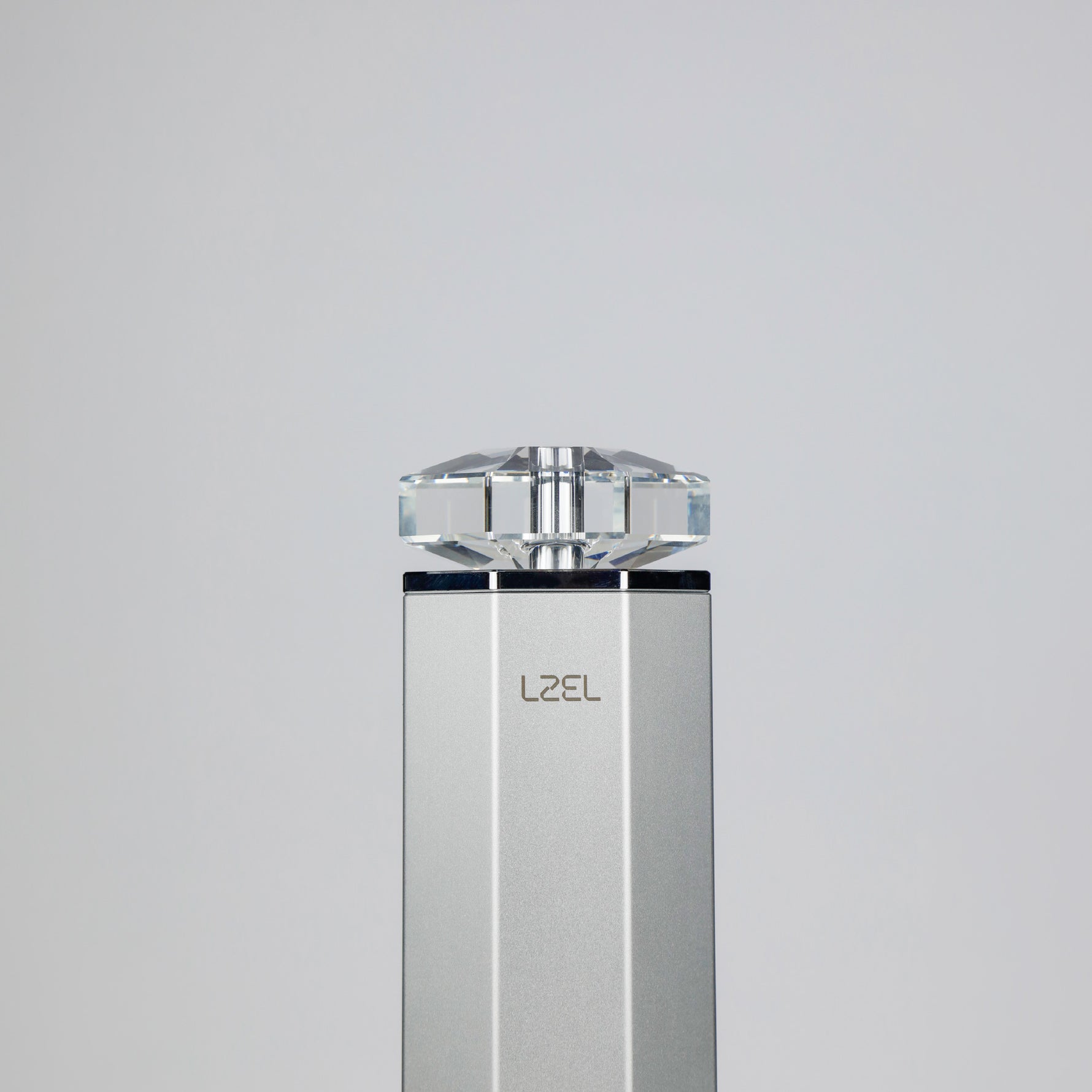 LZEL Aroma Diffuser Aromavista Essence Premium Scent Diffuser Led Display - Cold Air Diffusion Tech - 120 Ml