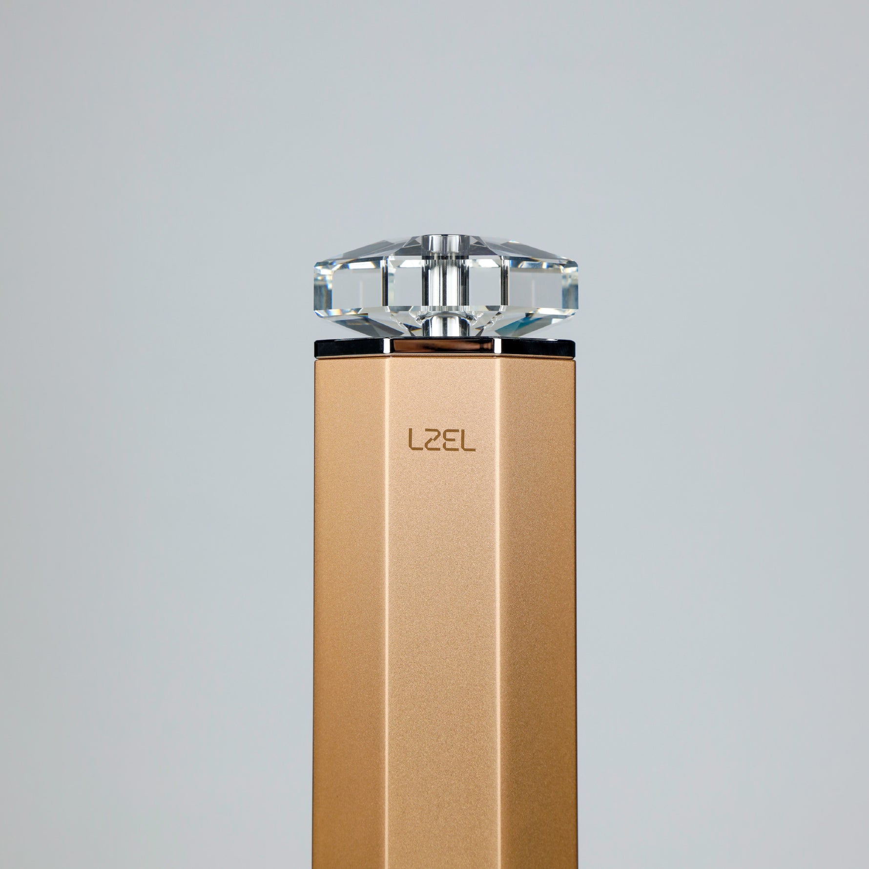 LZEL Aroma Diffuser Aromavista Essence Premium Scent Diffuser Led Display - Cold Air Diffusion Tech - 120 Ml