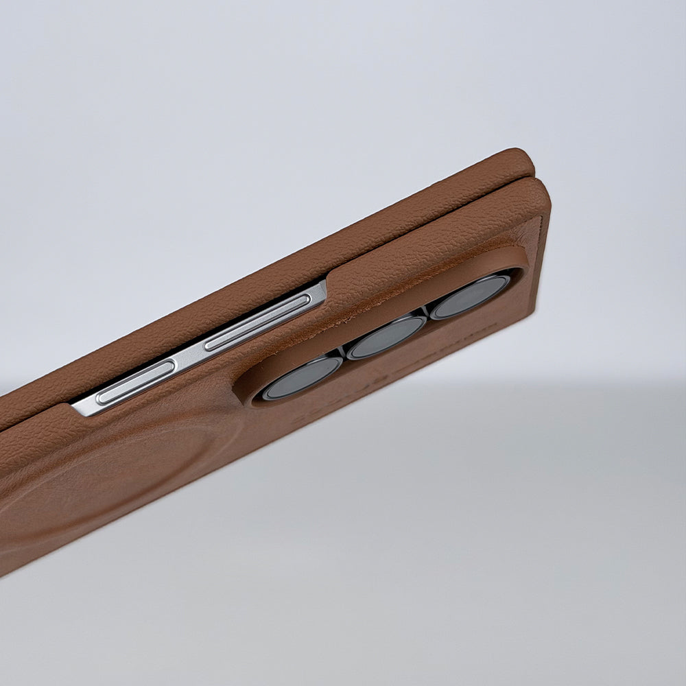 كڤر حماية من Coblue المغناطيسي الفاخر – Samsung Galaxy Z Fold 7 | بني