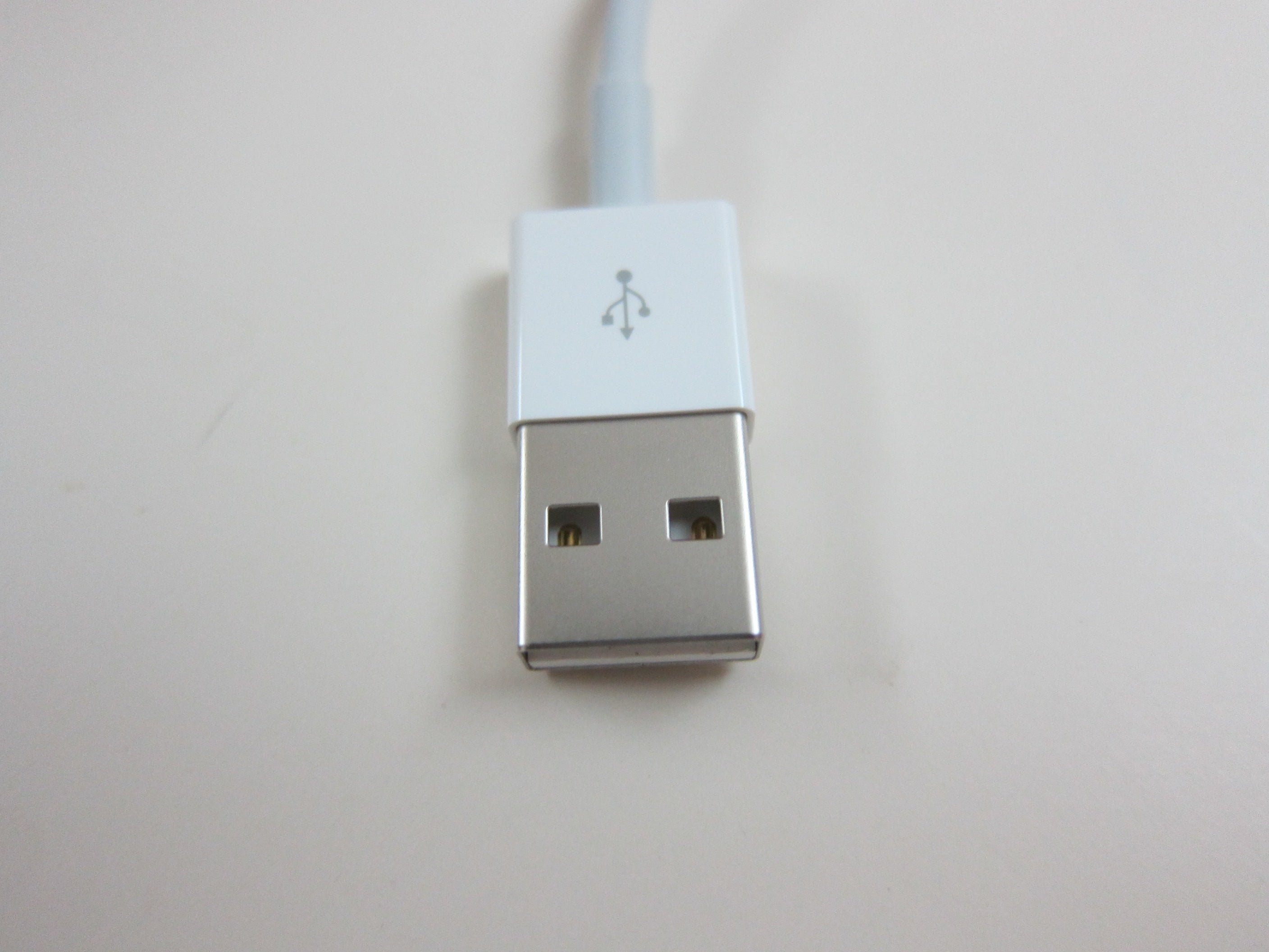 كيبل آبل من نوع Lightning إلى USB بطول 0.5 متر 