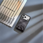  كڤر حماية بنمط الجبال مع MagSafe لهاتف iPhone 17 Pro Max | أسود 