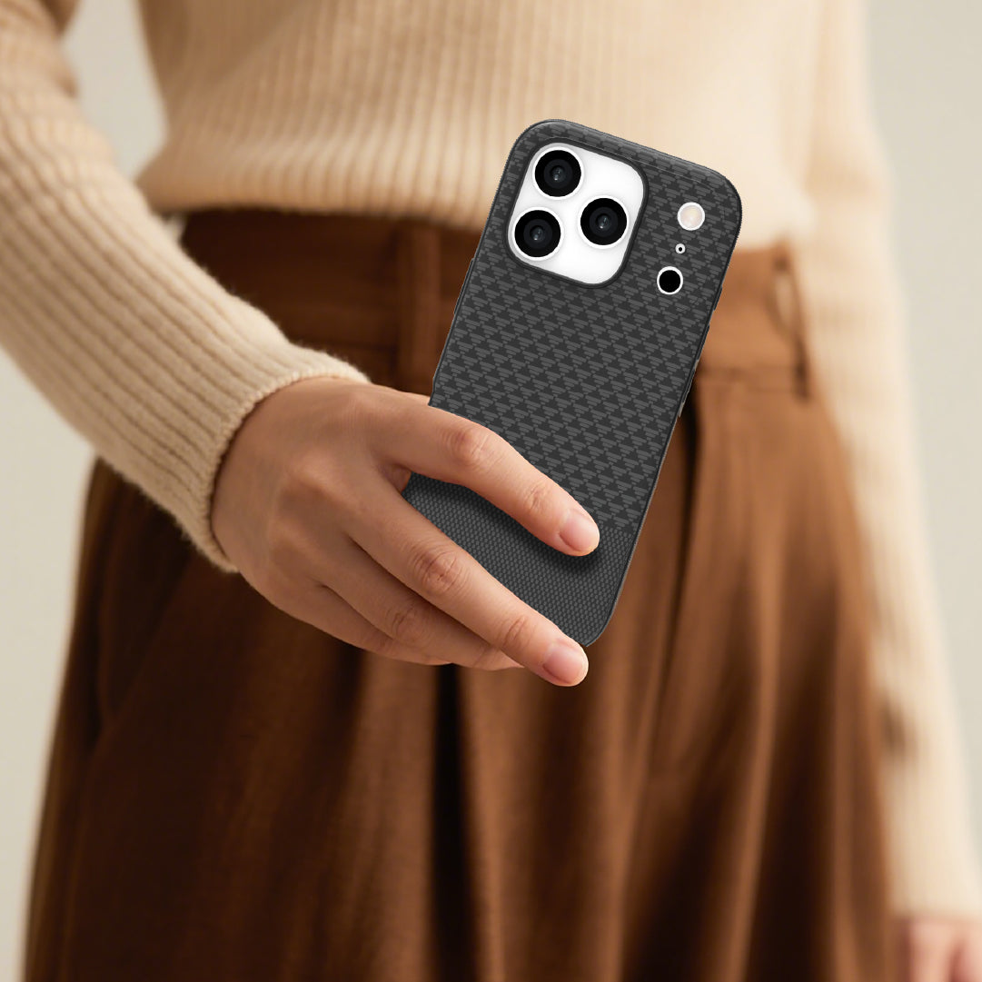 LZEL MagCarbon Splice Case for iPhone 17 Pro | Black Carbon