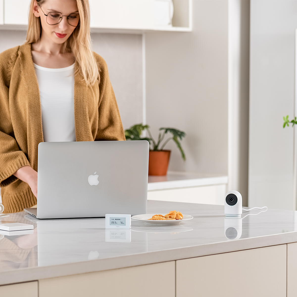 مركز كاميرا G2h Pro من Aqara