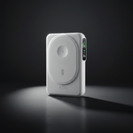 بطارية متنقلة Magcrest Hub من أسلي جلوبال 6 في 1 لاسلكي 10000 مللي أمبير بتقنية PD | أبيض