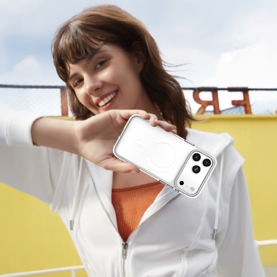 كفر حماية MagCrystal Groove من LZEL لجهاز iPhone 17 Pro Max | شفاف