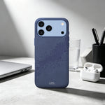 كفر LZEL LEATHERWAVE MAG من الجلد الفاخر بدعم MagSafe ونقشة متموجة لـ iPhone 18 Pro و18 Pro Max