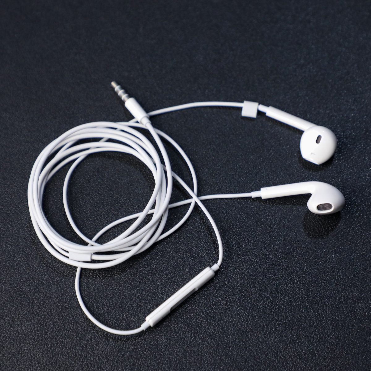 REMAX RM-702 3.5mm Wired Earphone - White