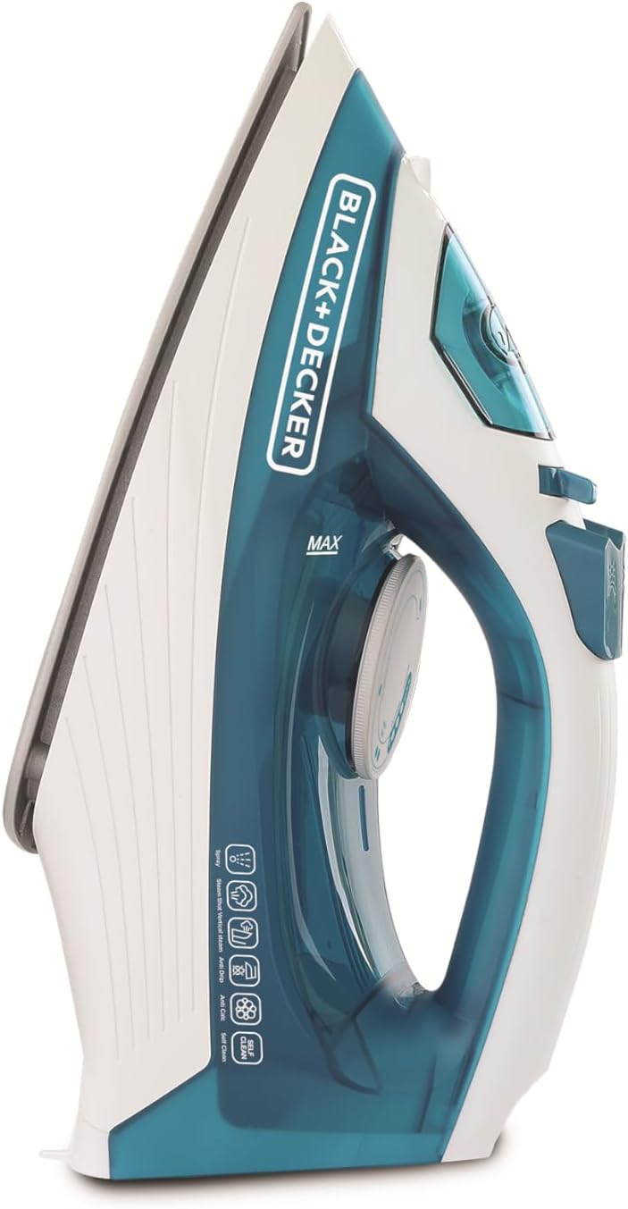 مكواة بخار X1575-B5 من Black & Decker قوة 1600 واط قاعدة سيراميك | أبيض وأخضر