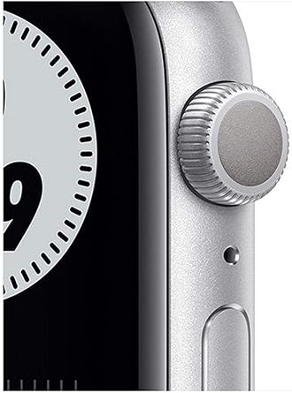 ساعة آبل واتش نايكي سيريس 6 - GPS - مقاس 44 ملم - بهيكل من الألومنيوم الفضي مع سوار نايكي الرياضي بلون Pure Platinum/أسود - مقاس عادي (Regular)