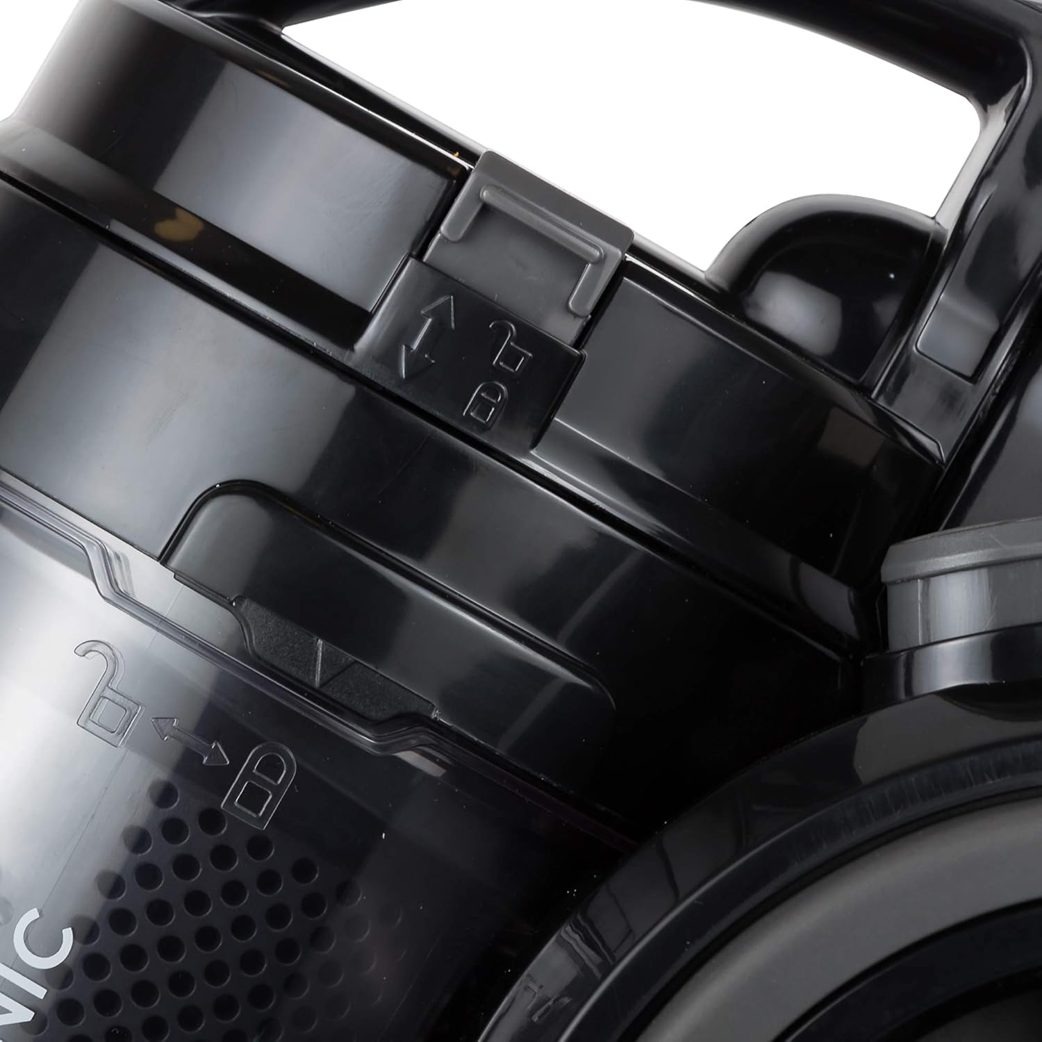 مكنسة كهربائية Black & Decker بقوة 1400 واط بدون كيس | أسود