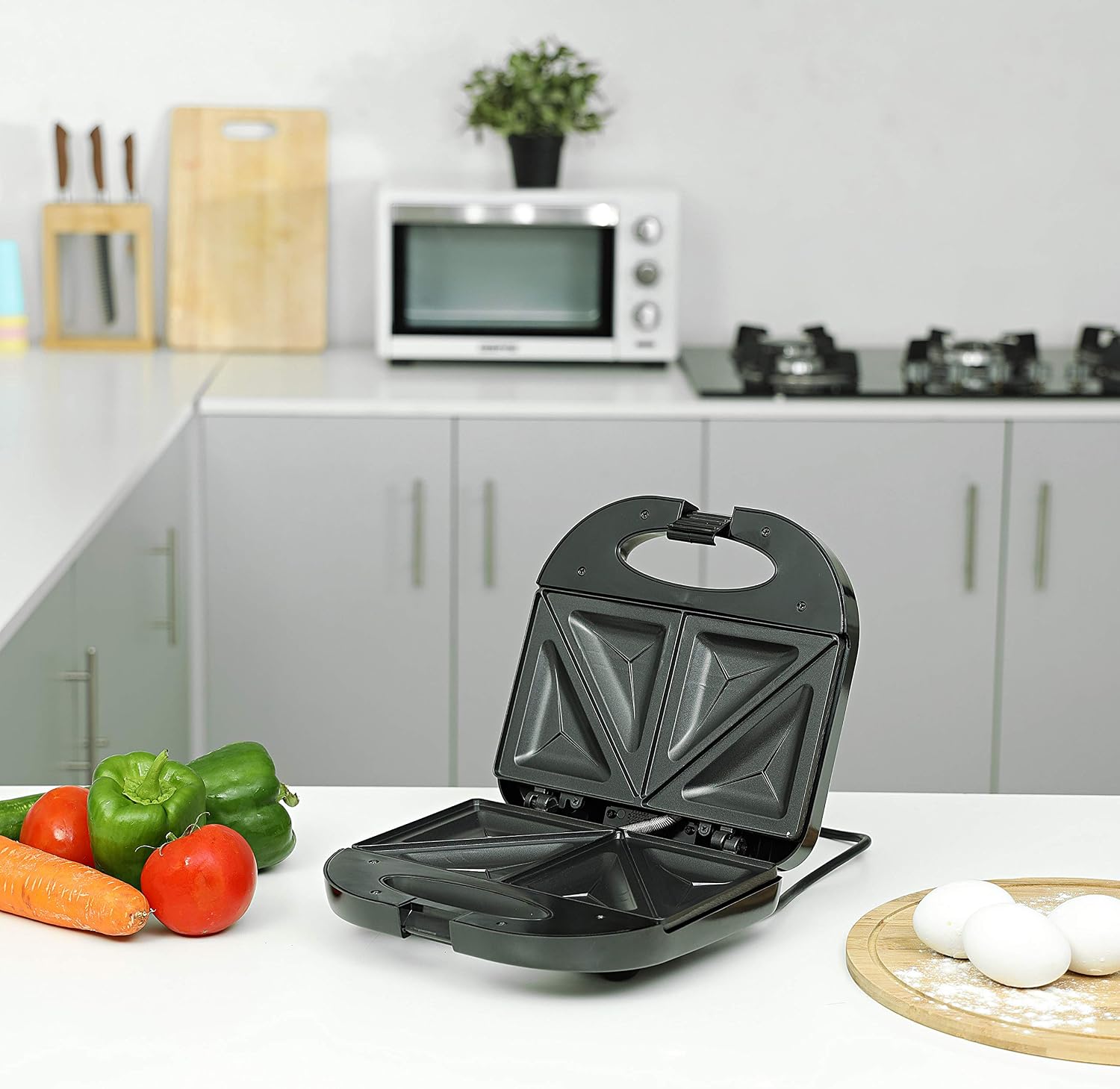 Olsenmark Grill Maker with Non-Stick Coating Plates