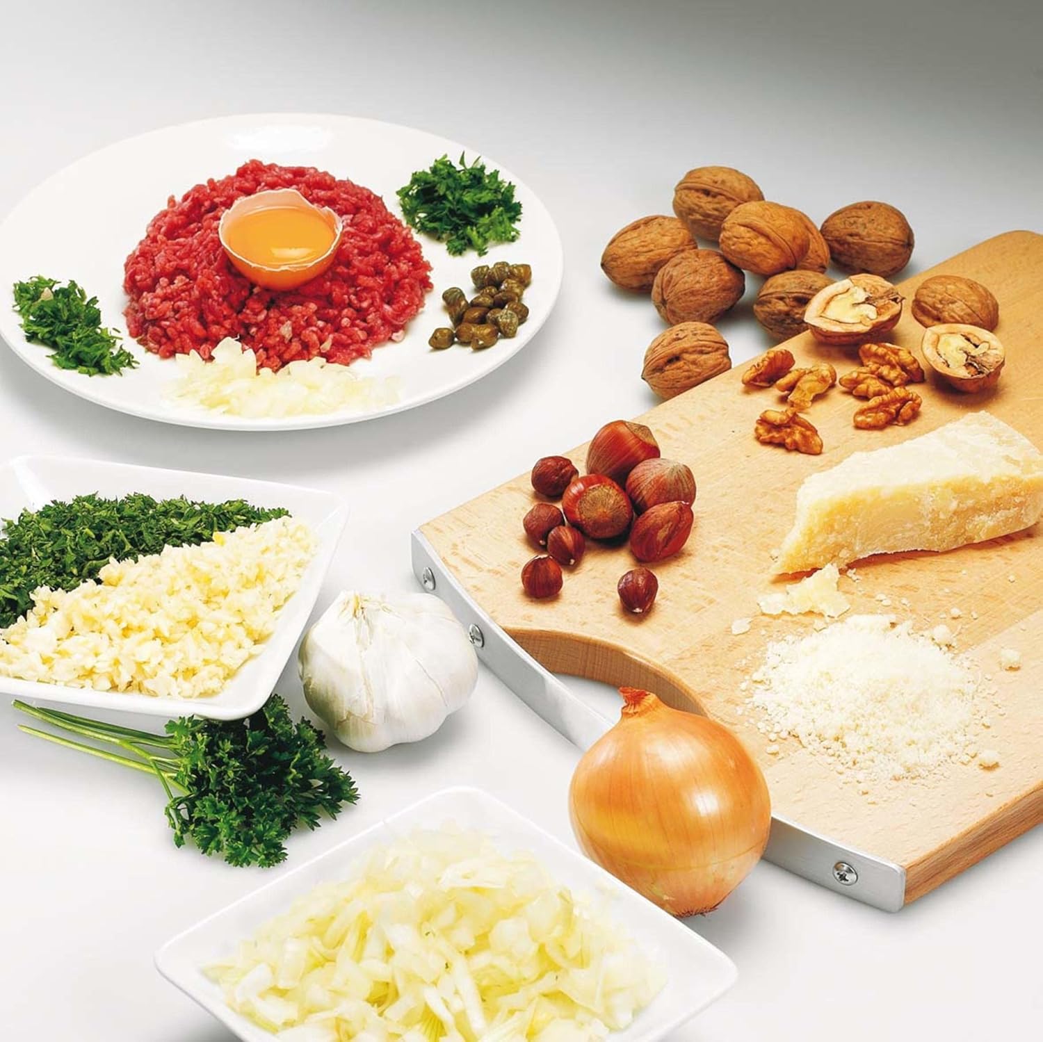 قطاعة الطعام الأساسية  من Moulinex  – قوة 300 واط | سعة 400 مل | 4 شفرات من الفولاذ المقاوم للصدأ