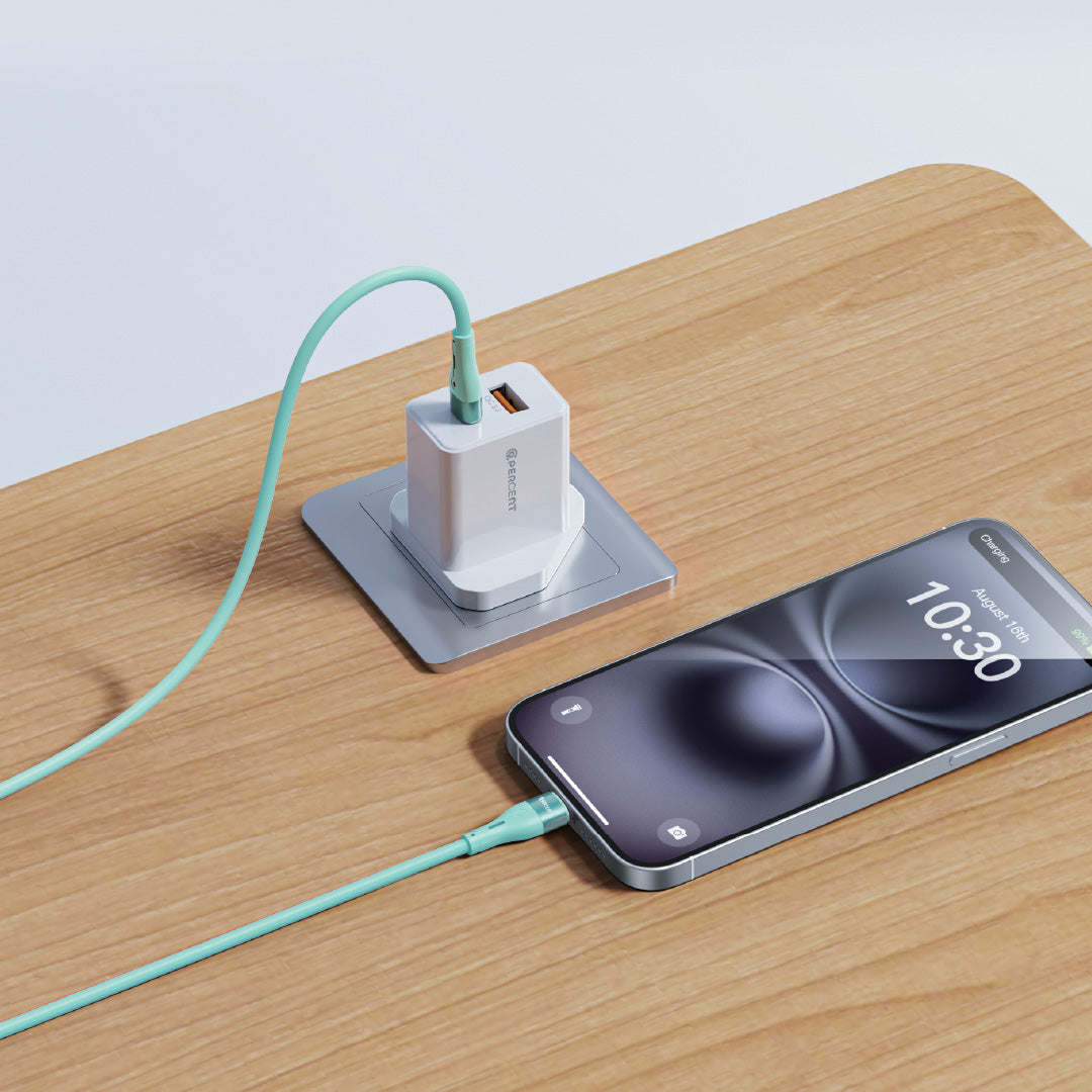 كيبل Voltline 90 Series من 90 Percent من USB-A إلى Lightning من السيليكون بطول 1 متر | أخضر