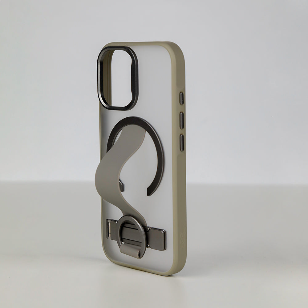 كفر حماية MagMatte Grip من LZEL لجهاز iPhone 17 