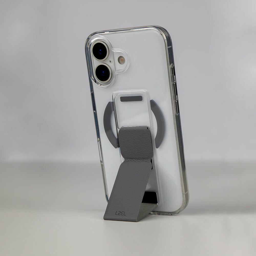 كڤر LZEL MagClear LeatherGrip لهاتف iPhone 17