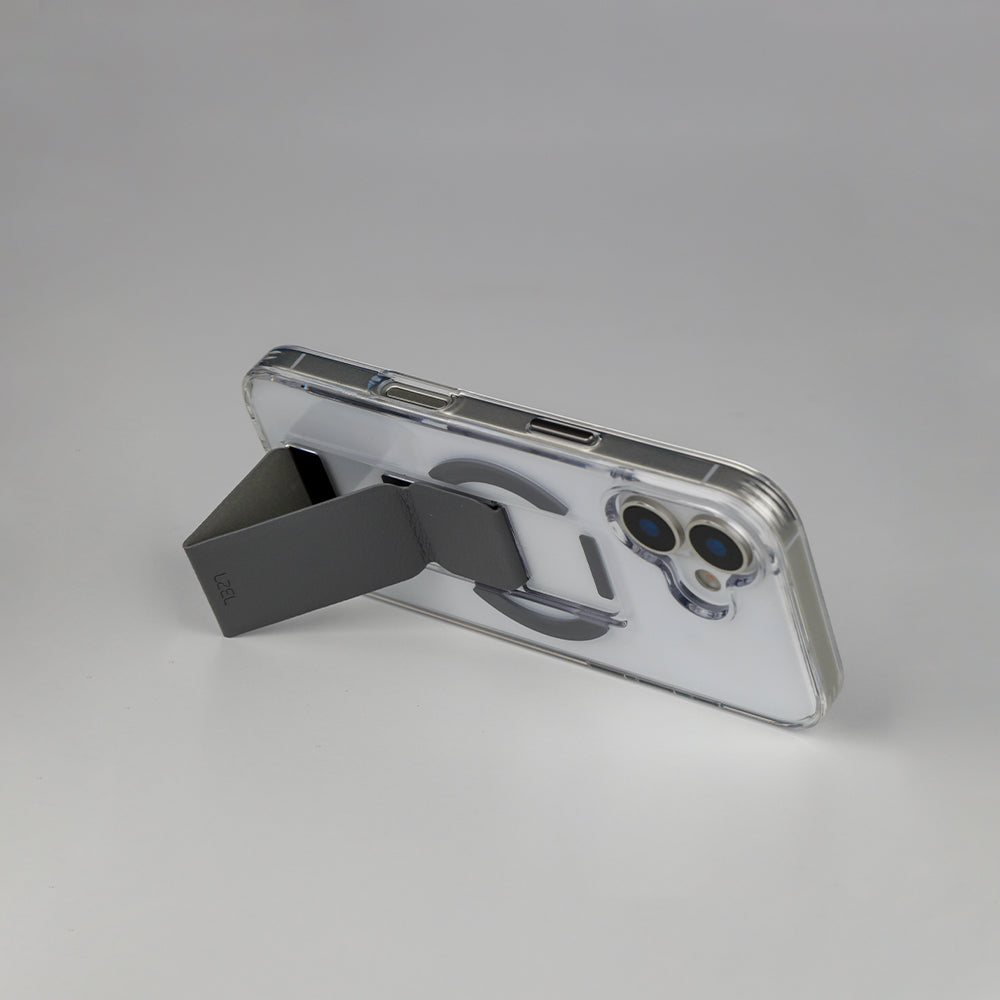 كڤر LZEL MagClear LeatherGrip لهاتف iPhone 17