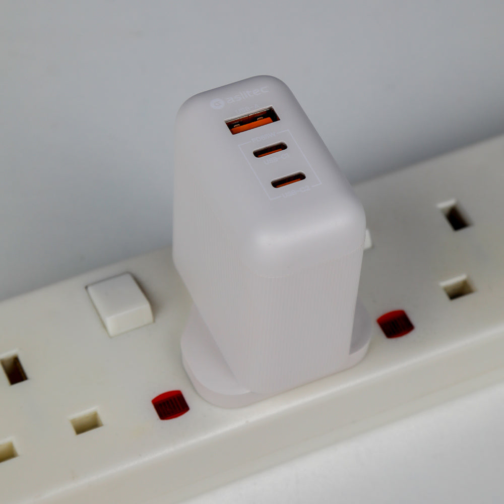 aslitec VexoraGaN 65W – Compact GaN Charger, USB-A + Dual USB-C Triple Ports