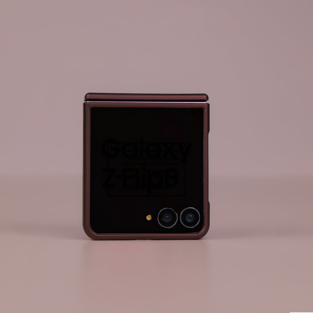 كڤر حماية Samsung Galaxy Z Flip8 قابل للطي مع دعم MagSafe
