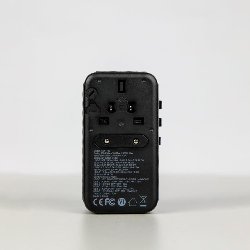 شاحن لكل الدول Voyage Elite من ليزل يدعم تقنية GaN مع كيبل USB-C مدمج بقوة 170 واط| أسود