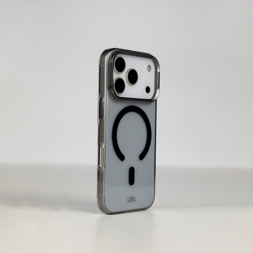 كفر LZEL METAL MAGCRYSTAL شفاف بدعم MagSafe وإطار معدني لـ iPhone 18 Pro و18 Pro Max