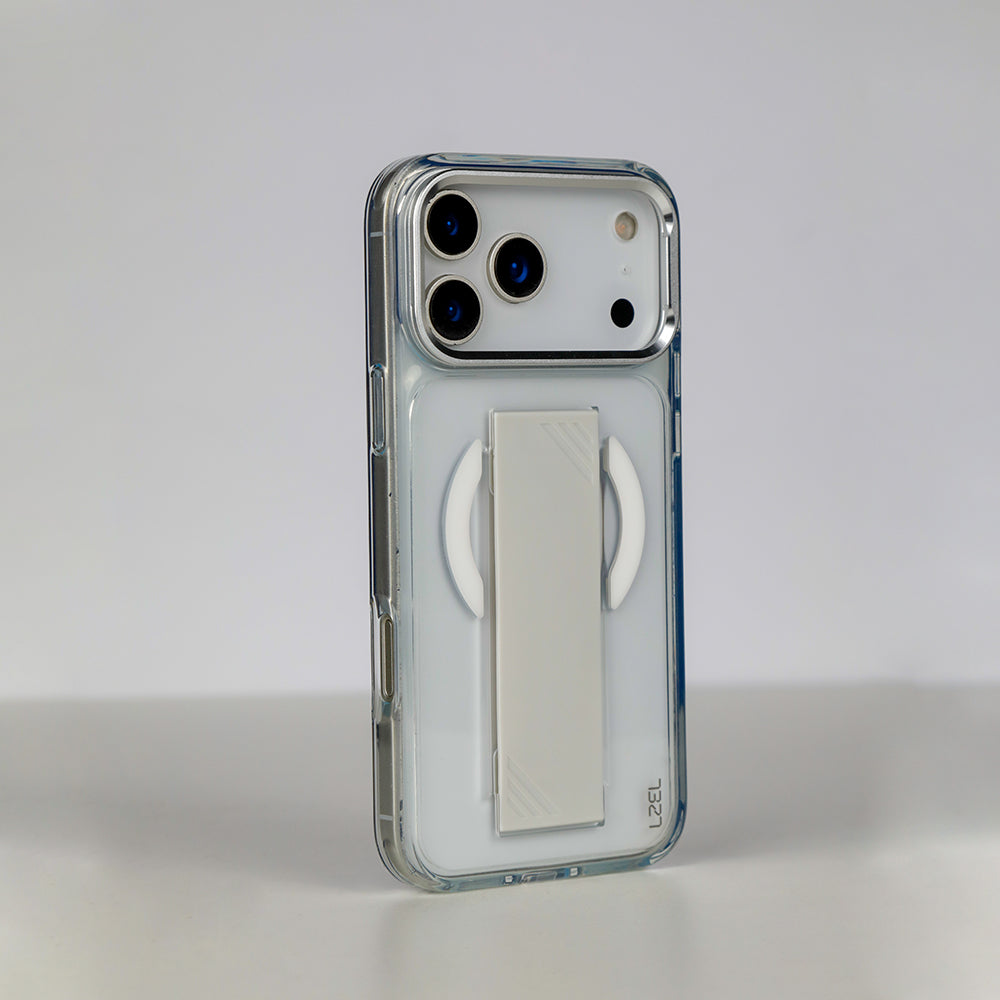كڤر حماية LZEL Silicone Maggrip الشفاف مع MagSafe لهاتف iPhone 18 Pro & 18 Pro Max