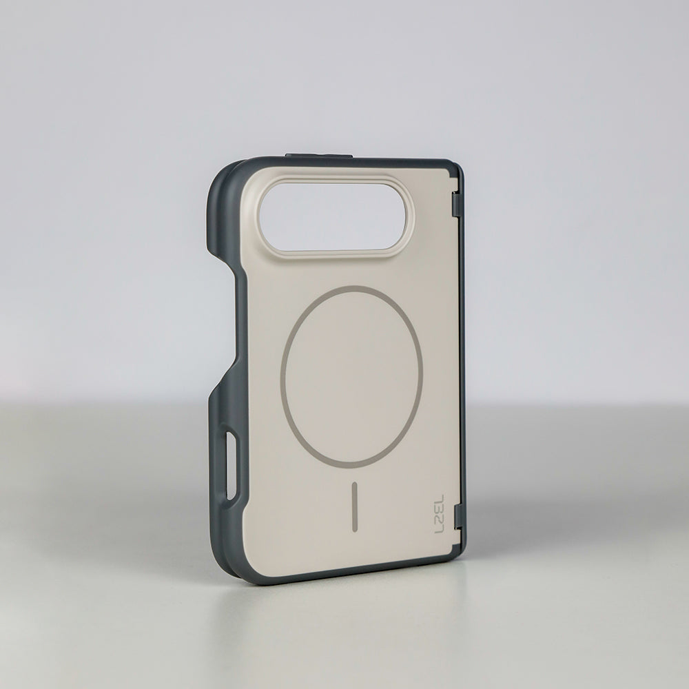 كفر LZEL SILKMATTE DUO بملمس ناعم ودعم MagSafe وحماية مزدوجة المواد لـ iPhone Duo
