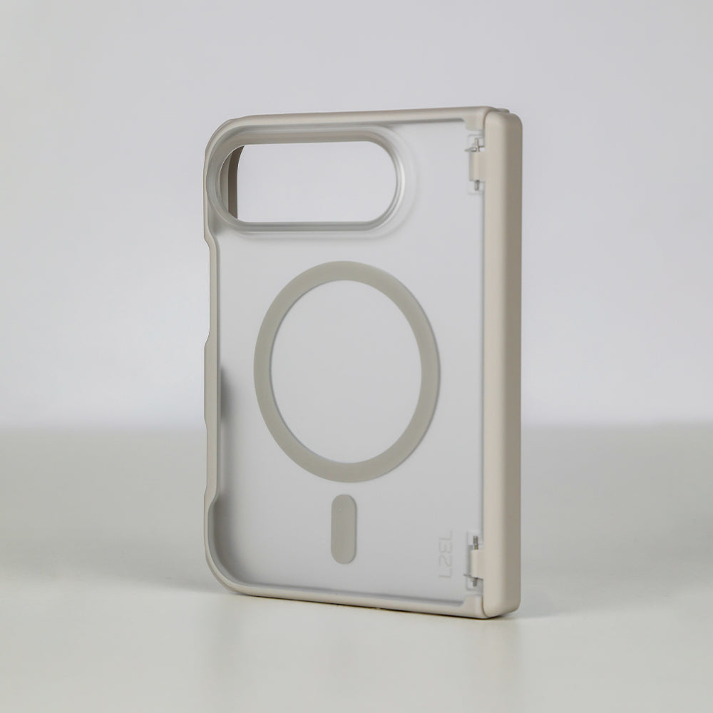 كڤر حماية LZEL MatteForge مطفي شفاف بخامات فاخرة ودعم MagSafe لهاتف iPhone Duo