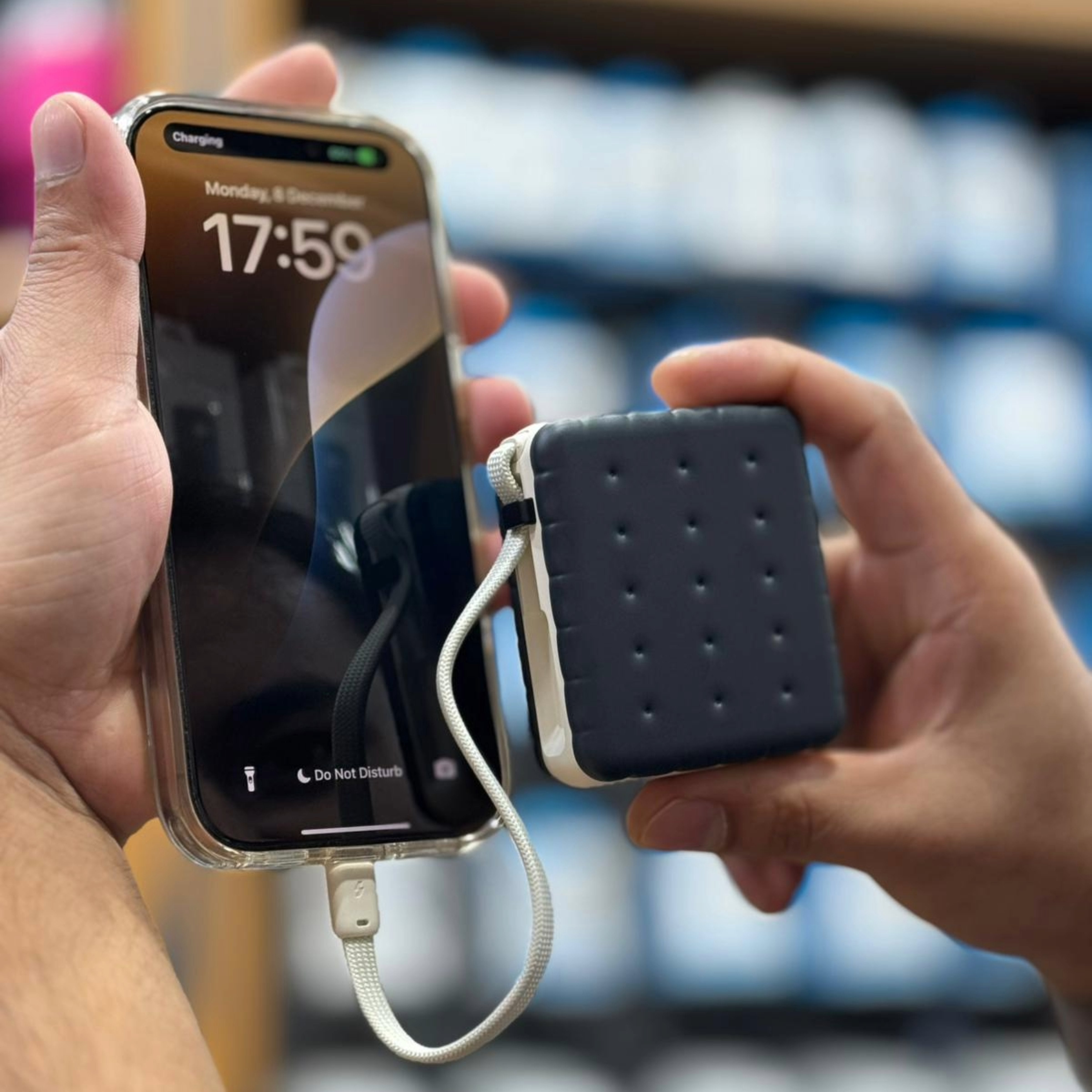 LZEL ZenoFlex MaxLux Mini 10000mAh PD Power Bank | Navy Blue