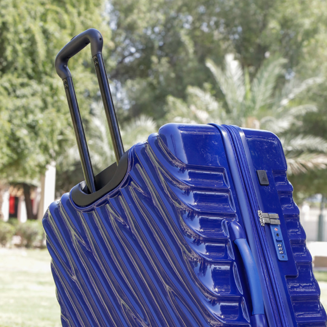 90 Percent 4 Wheels 28 Inch Suitcase