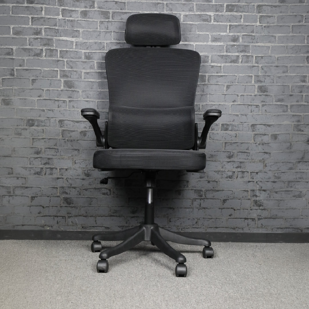 Bull Ergonomic Mesh Gaming & Office Chair 320 mm Nylon Base | Black