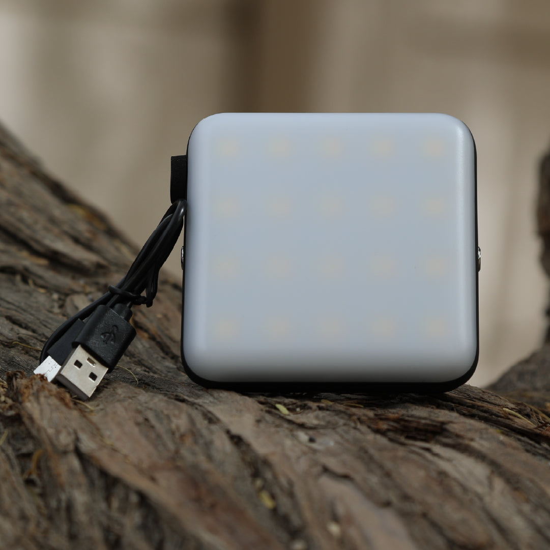 مصباح LED LZEL Luminova Surge20 ثلاثي الوضعية | 100-1200 لومين مع بطارية 20,000 ملّي أمبير 