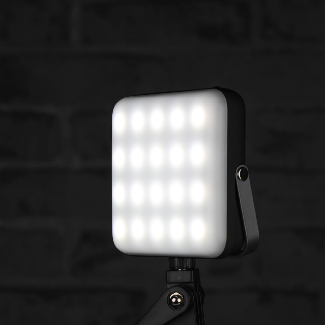 LZEL Luminova Surg10 كشاف LED ثلاثي الوضع + باور بنك، 100–800 لومن، قابل لإعادة الشحن USB-C 