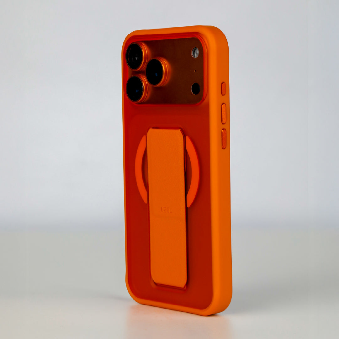 LZEL Magsynto Strap Case for iPhone 17 Pro