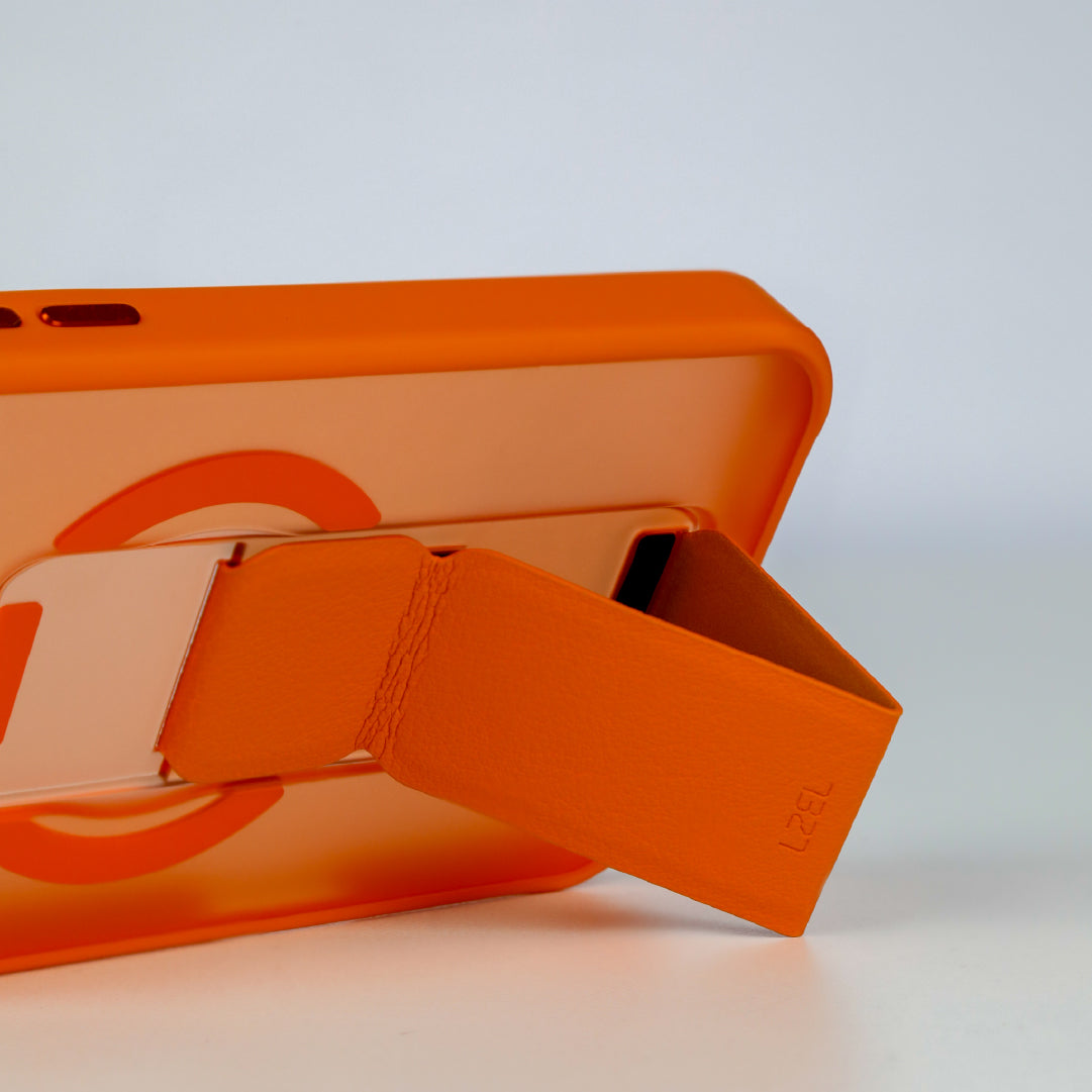 LZEL Magsynto Strap Case for iPhone 17 Pro Max