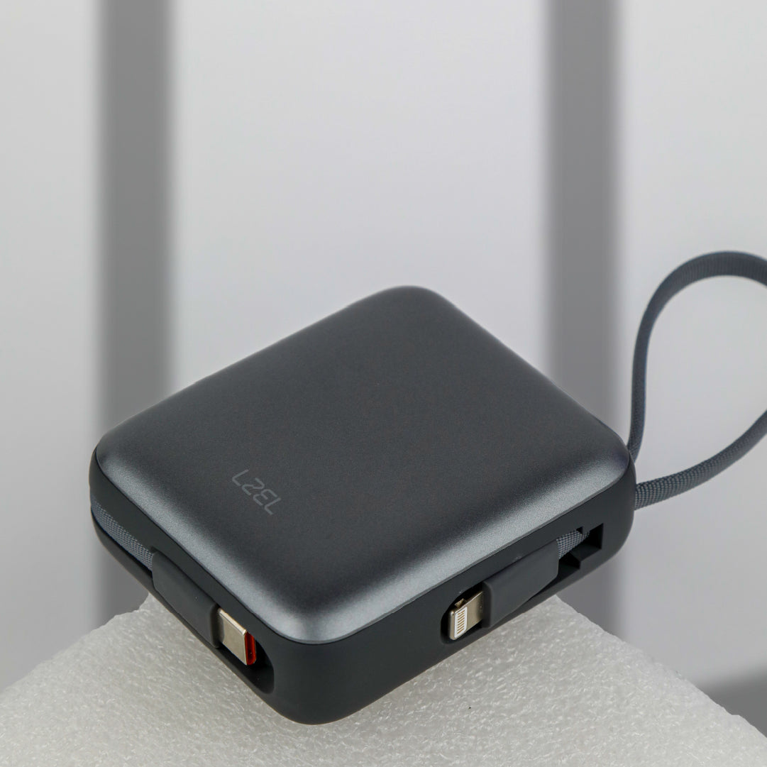 باور بانك Lzel Neurode Sync Mini بسعة 10000 مللي أمبير | PD3.0 و QC 3.0 | شحن بقدرة 25.5 واط | مدخل ومخرج Type-C مدمج مع مخرج إضاءة