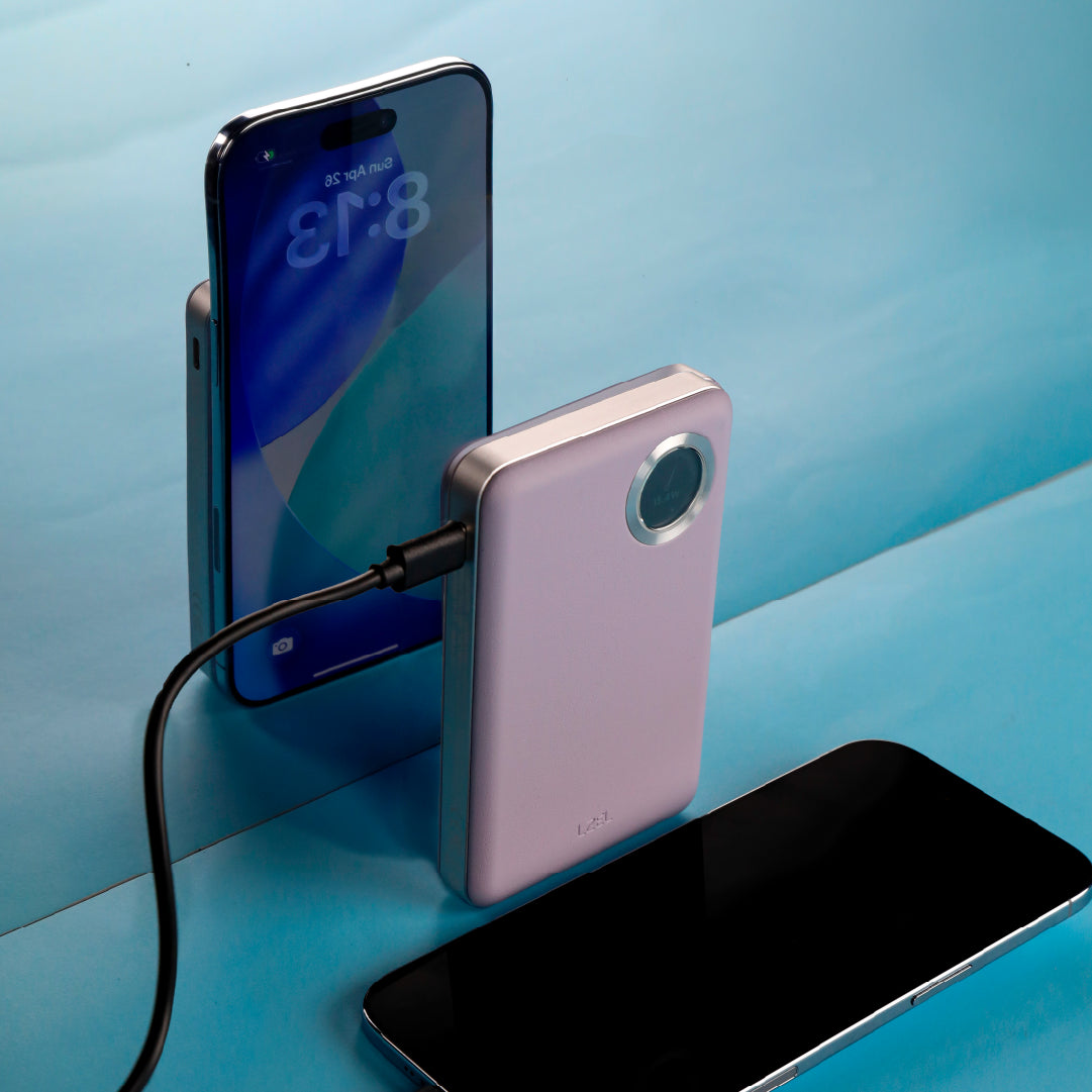 Novus MagPower  بطارية شحن متنقلة محمولة من ليزل PD بسعة 10,000 مللي أمبير بقوة 20 واط متوافق مع  MagSafe مع كيبل USB-C 