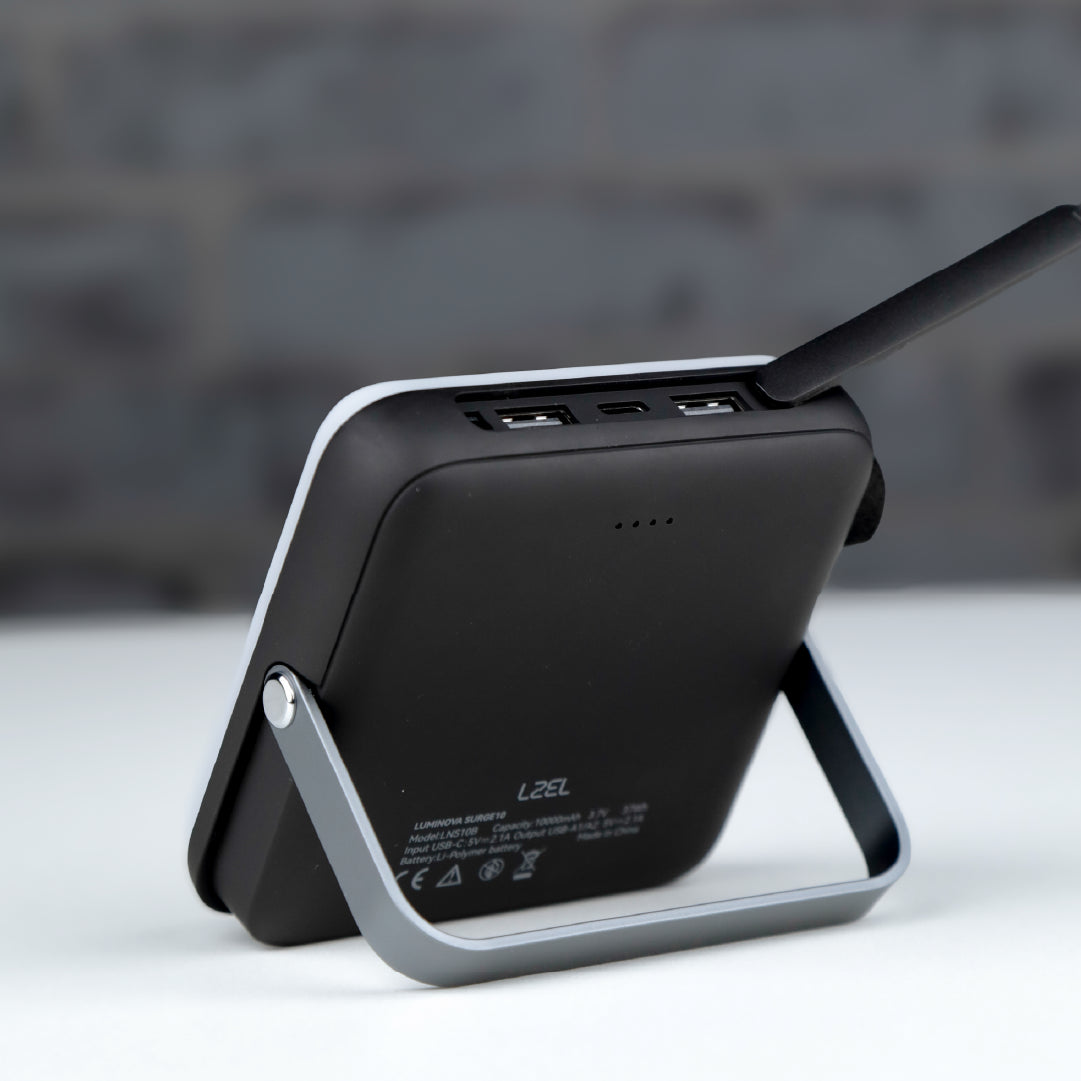 مصباح LED LZEL Luminova Surge20 ثلاثي الوضعية | 100-1200 لومين مع بطارية 20,000 ملّي أمبير 