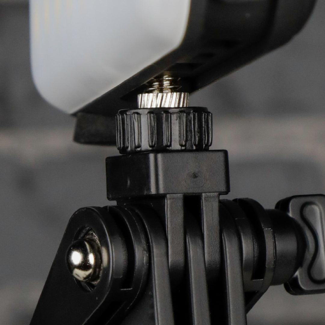 LZEL Luminova Surg10 كشاف LED ثلاثي الوضع + باور بنك، 100–800 لومن، قابل لإعادة الشحن USB-C 